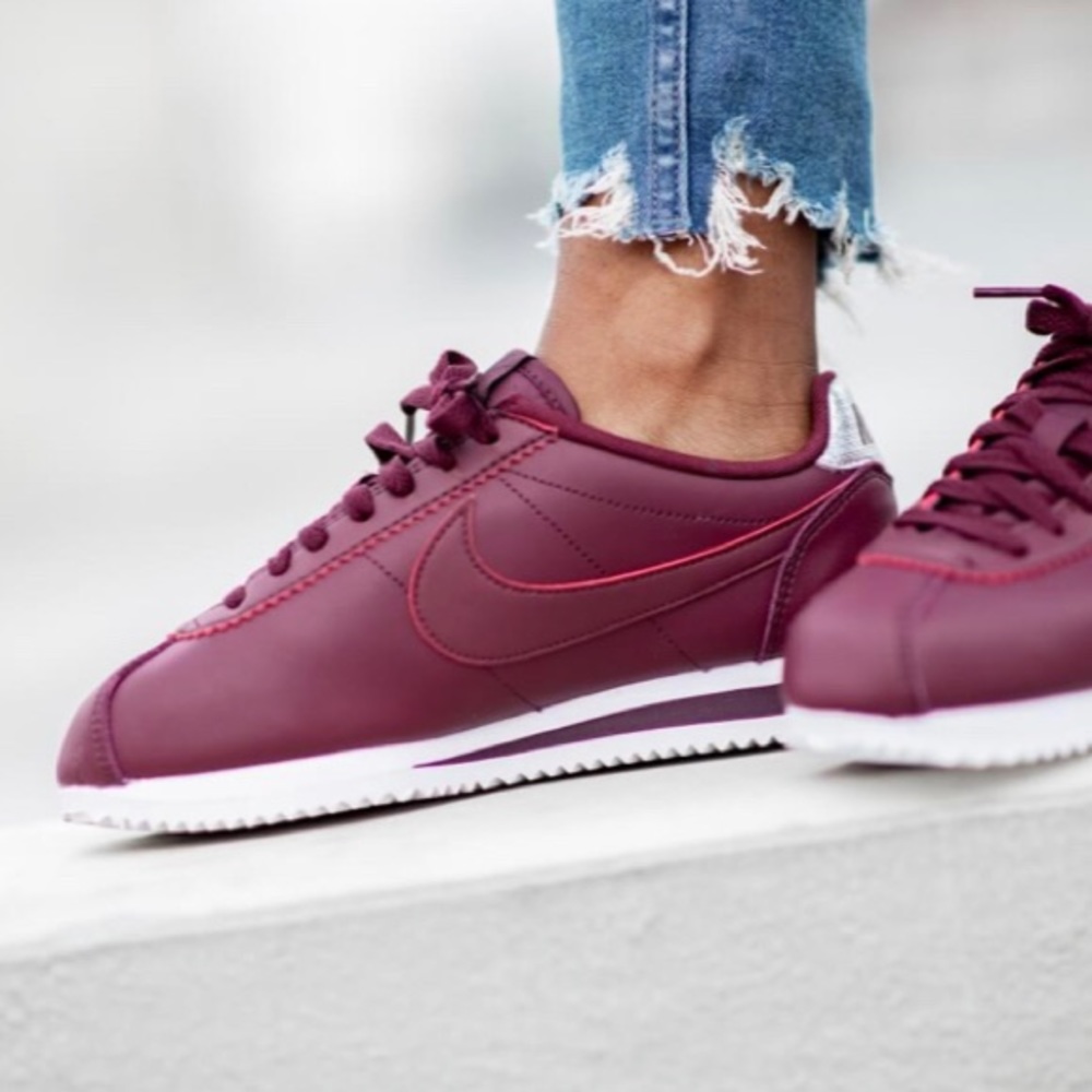 Nike Classic Cortez Leather Night Maroon